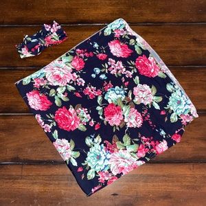 Navy Floral Swaddle Set!